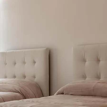 H11 Lux Ariston - Centro Apartment